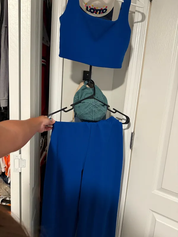 two piece set Blue - Image 2