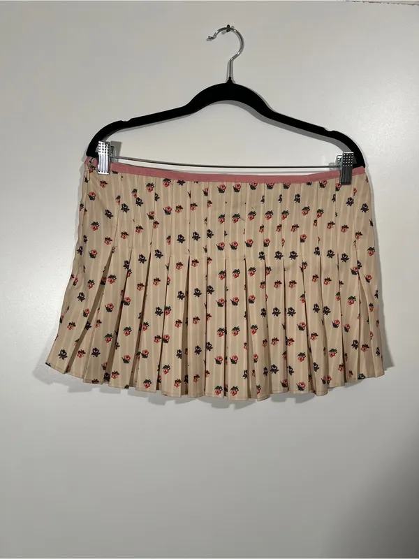 UO Pleated Mini Skirt Kimchi Blue Mumu Size Large Micro Floral - Image 5