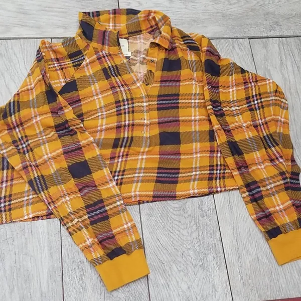 Urban outfitters cropped plaid shirt sz l - Image 7