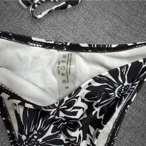 Black And White Floral Tie - Image 4