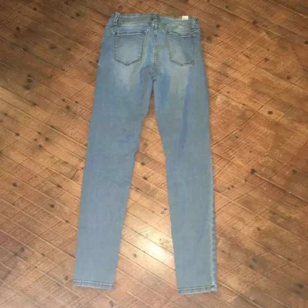 Kancan distressed medium wash 26/5 cropped jeans - Image 3