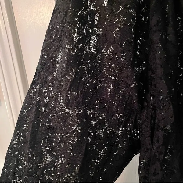 (NWT) KAREN KANE Black Floral Lace Long Sleeve Blouse - Image 8