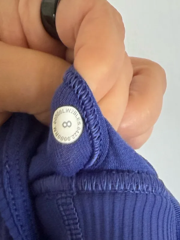 Lululemon Energy Bra Long Line Ribbed *Medium Support, B–D Cup - Image 6