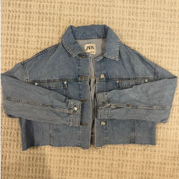 ZARA Jean Jacket Cropped Blue - Image 5