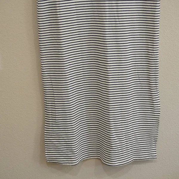 Things Between Maxi Dress Navy White Striped Ribbed Scoop Neck Minimalist Casual - Image 4