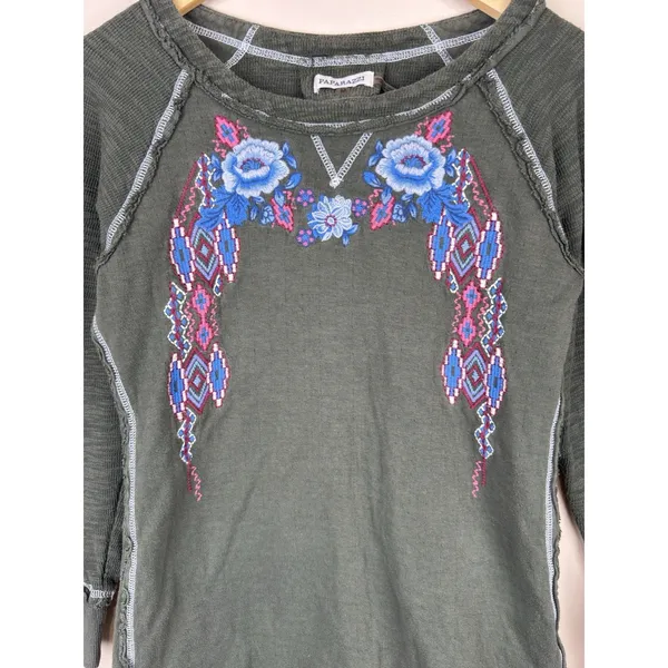 Paparazzi Women's Size M Green Floral Embroidered Top Long Sleeve Stretch Boho - Image 2