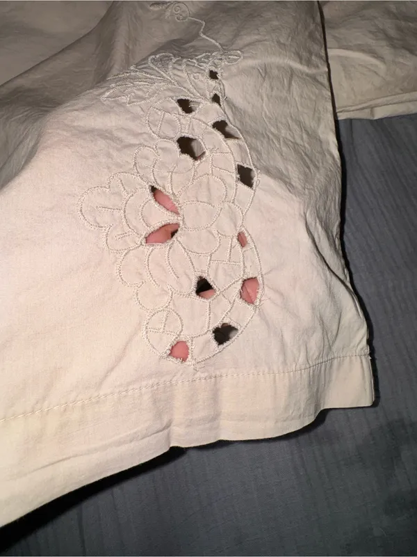 Zara Cream Wide-Leg Embroidered Jeans - Image 4