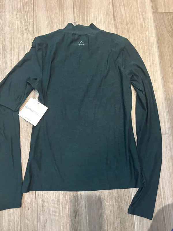Beyond Yoga top - Image 2