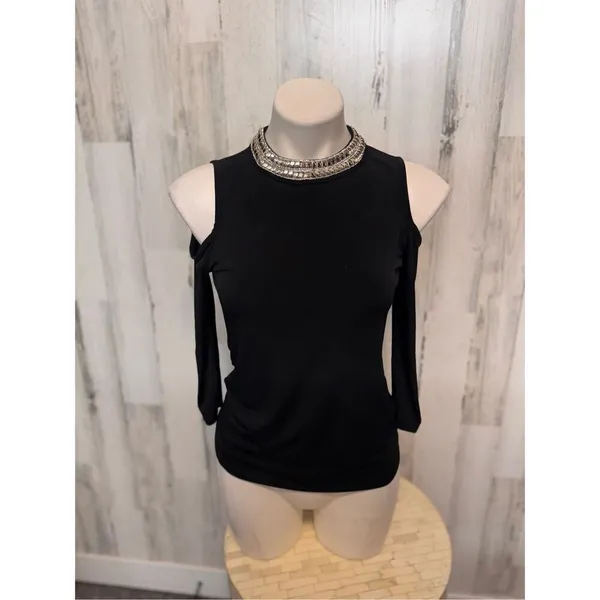 Moa moa black blouse size medium - Image 2