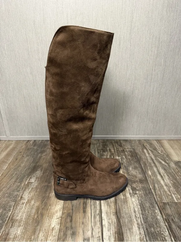 Bass Women's Brown Knee-High Boots - Classic Riding Style - Image 11