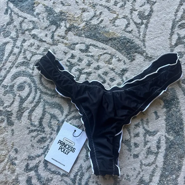 Princess Polly Black and White Triangle Bikini - Image 3