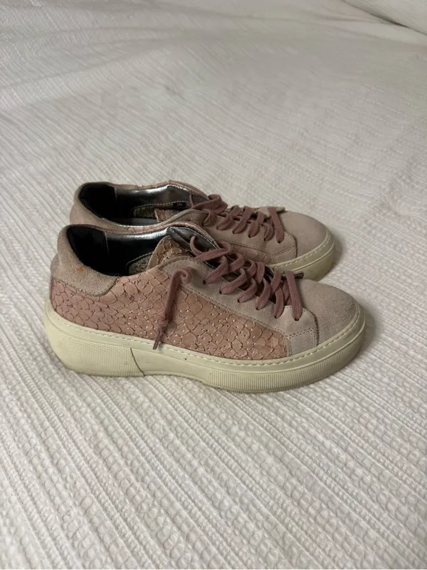 P448 Pink Taupe Platform Sneakers with Textured Side Panels - Image 4