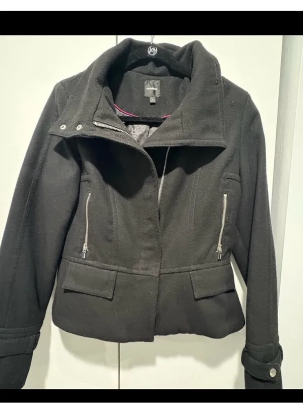 Express Women’s Wool Blend Black Moto Jacket Lined w/ Zipper Pockets Size Medium - Image 2