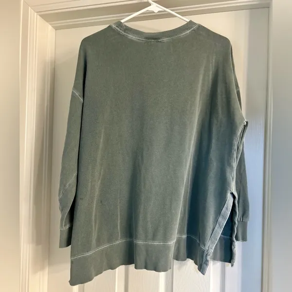 Old Navy Sage Oversized Crewneck Sweater Size Small - Image 3
