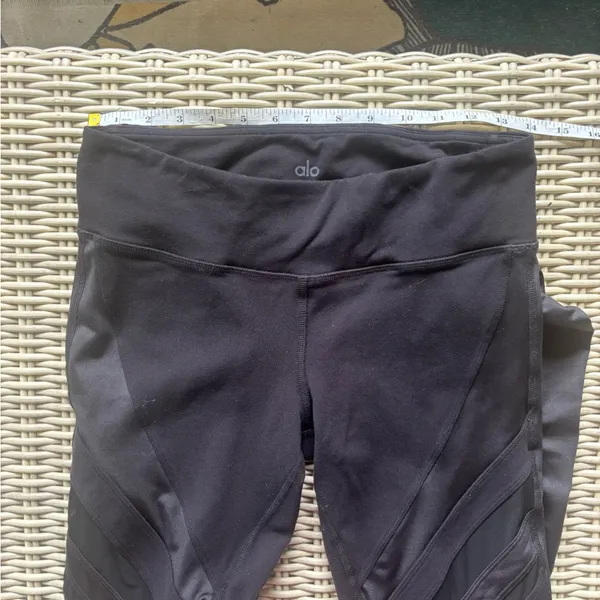 Alo Black Mesh Medium‎ Leggings medium athleisure workout yoga travel layered - Image 7