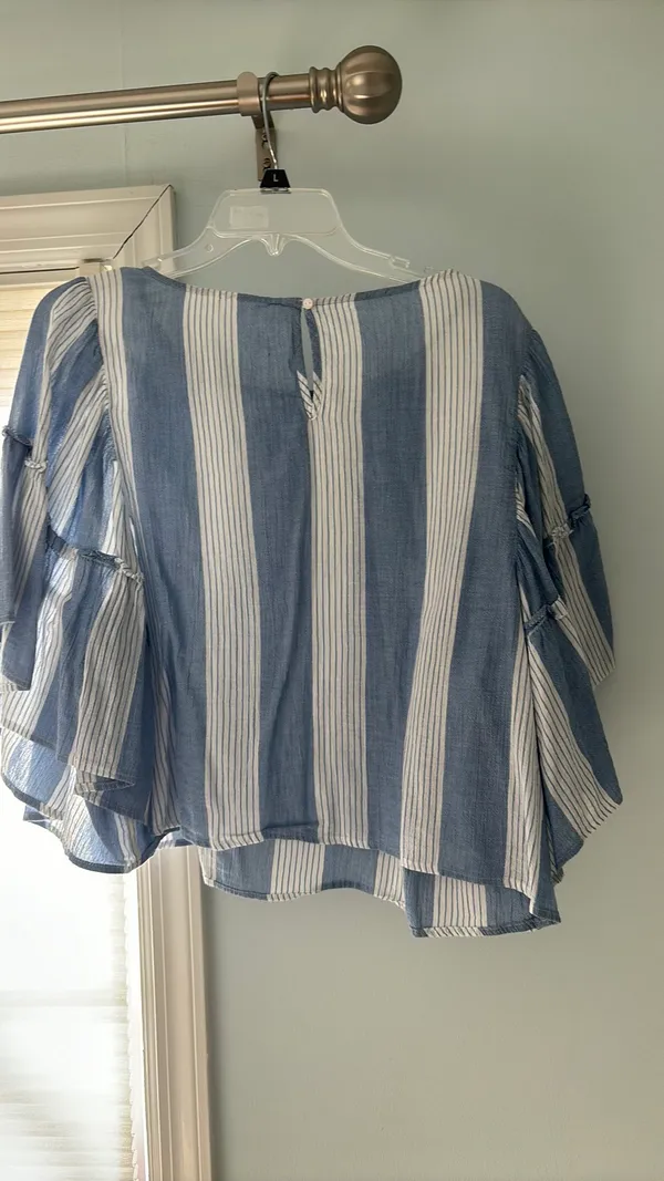 American Eagle Outfitters Blue Top - Image 2