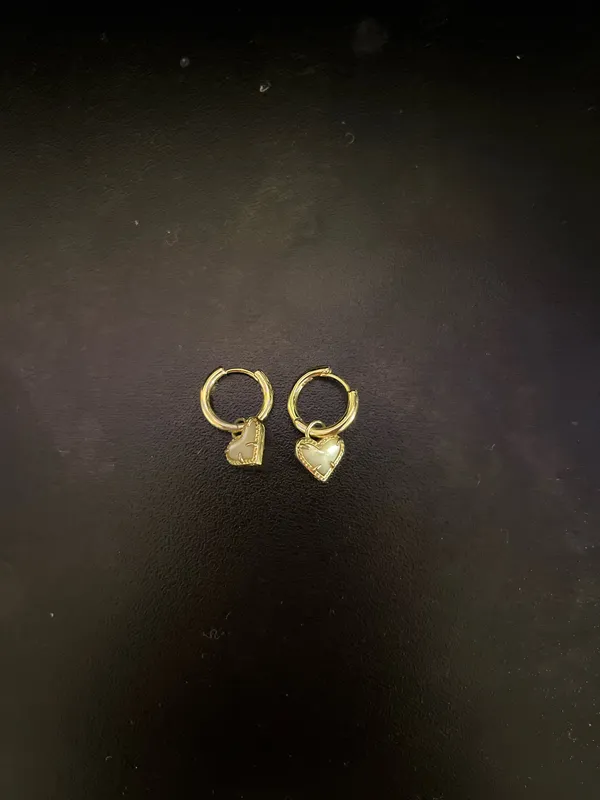 Kendra Scott Earrings Gold hearts  - Image 3