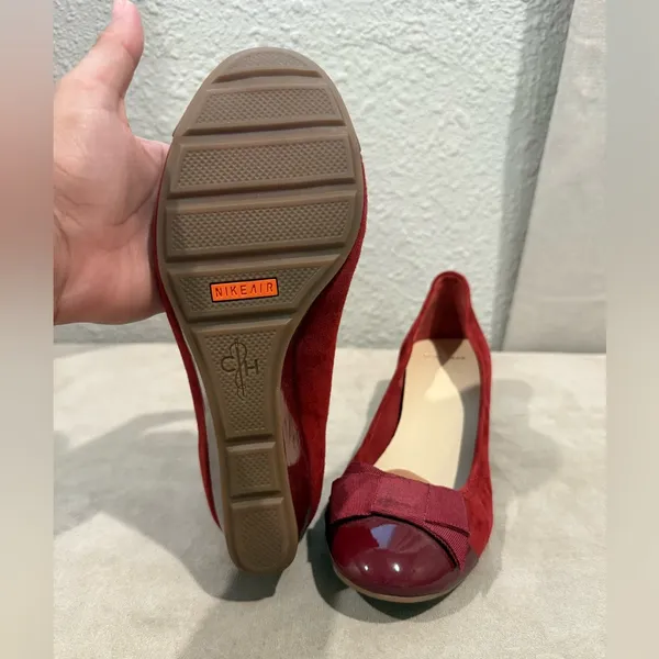 Cole Haan Burgundy Suede Patent Leather Bow Round Toe Wedge Loafers Size 7B‎ - Image 6