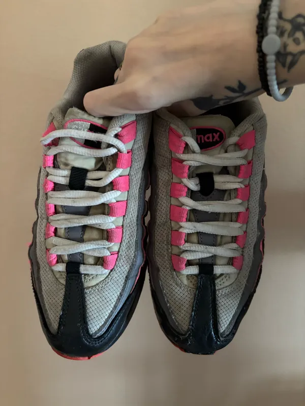 Nike Air Max 95 GS 'Black Pink Blast' - Image 3