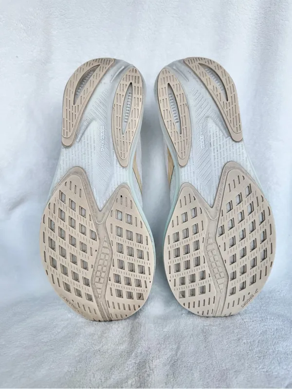 Brooks Hyperion Womens 8 Shoes Beige Running Racing Walking Gym 1203961B419 - Image 11