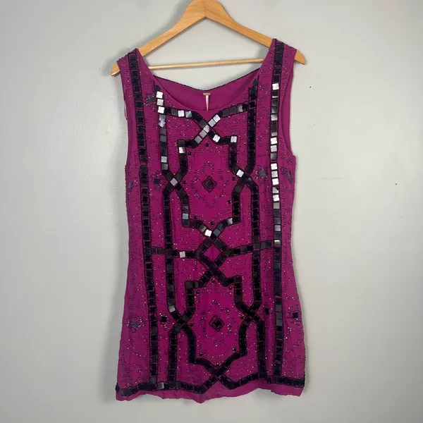 Free People SPEAK EASY Size 4 Pink Sequins Beads Mini NEW FLAWED - Image 2