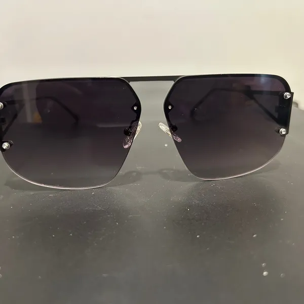 Sojos Black Aviator-Inspired Rimless Sunglasses - Image 2