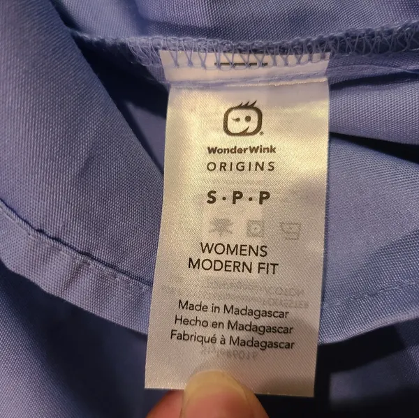 WonderWink Blue Scrub Top Size Small - Image 5