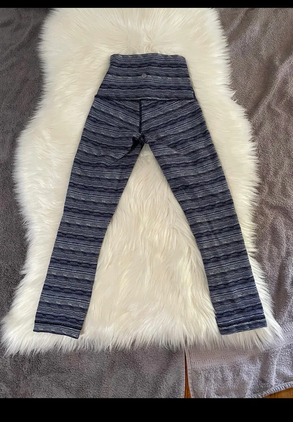 Lululemon Wunder Under Crop Leggings Space Dye Sapphire - Image 2