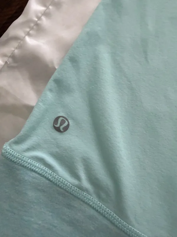 Lululemon Shirt - Image 3