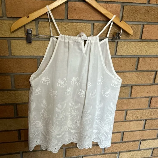 NWT Blush BJ Boutique White Lace Embroidered Eyelet Floral Halter Top Size Small - Image 5