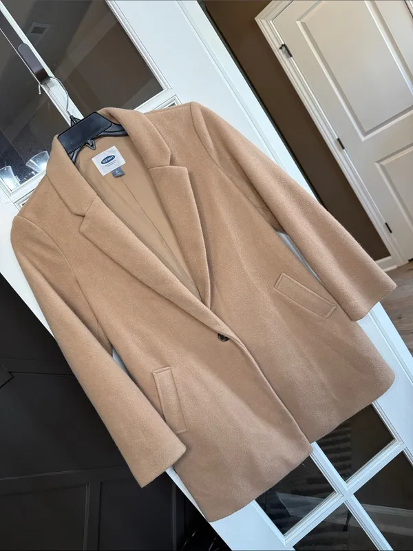 OLD NAVY Classic Camel Single-Button Wool-Blend Coat Size MP Minimalist Capsule - Image 2