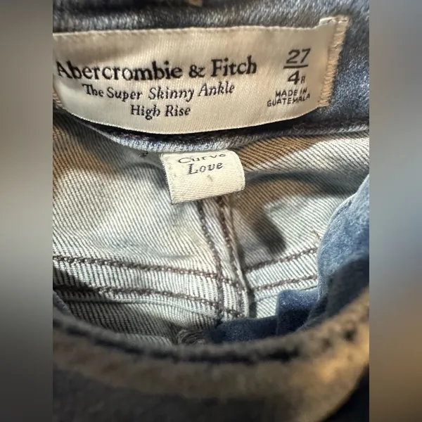 Abercrombie & Fitch Jeans Womens 27/4 Curve Love Ankle High Rise Distressed - Image 3