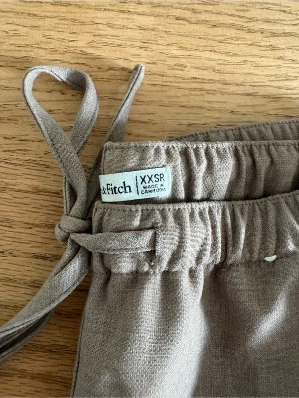 Abercrombie Casual Drawstring Pants in Taupe - Image 2