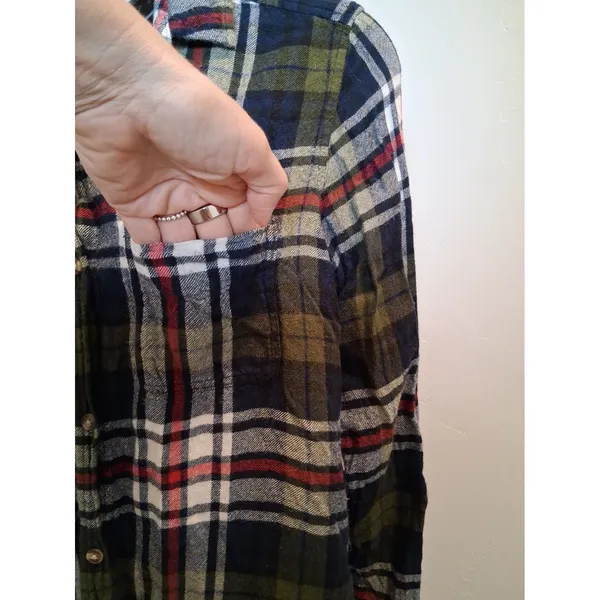 American Eagle Ahh-Mazingly Soft Flannel Button Up Shirt Women's Medium Plaid - Image 3