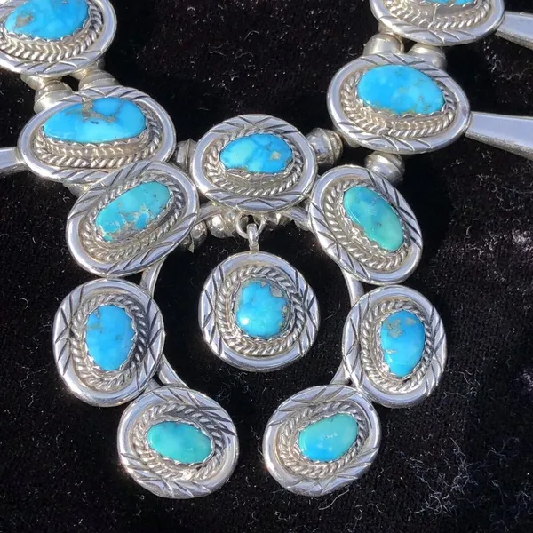 Vintage Sterling Silver Kingman Turquoise Squash Blossom Necklace Jewelry - Image 4