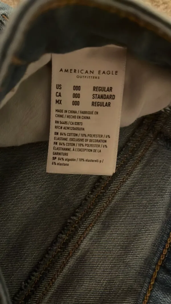 American Eagle Jeans - Image 4