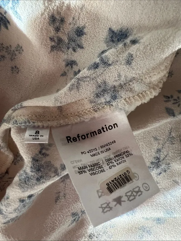 Reformation Saskia White Blue Floral Dress size 8 - fits like a small - Image 5