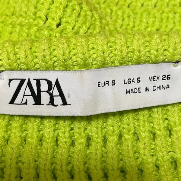Zara Women's Green Floral 3D Beaded Crochet Sleeveless Knit Crop Top Size S - Image 4