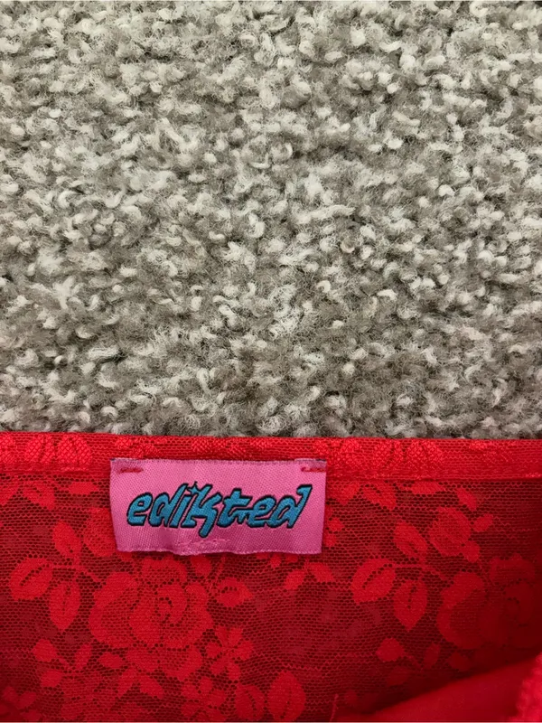 Edikted Red Floral Lace Cami with Front Bow - Image 3