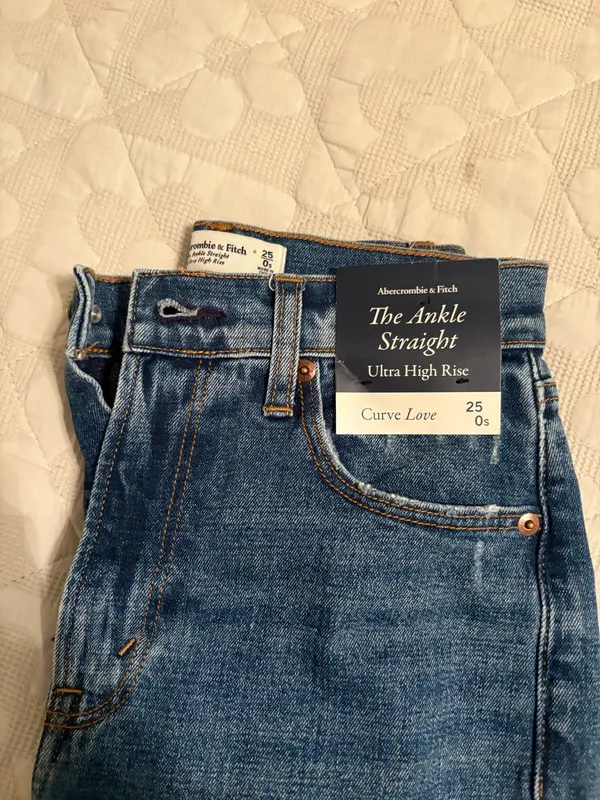 Abercrombie Jeans Ultra High-Rise - Image 2