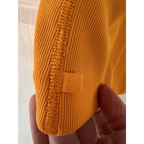 Lululemon Ribbed Train‎ Bra Medium Support, C/D Cups Clementine Size 4 - Image 5