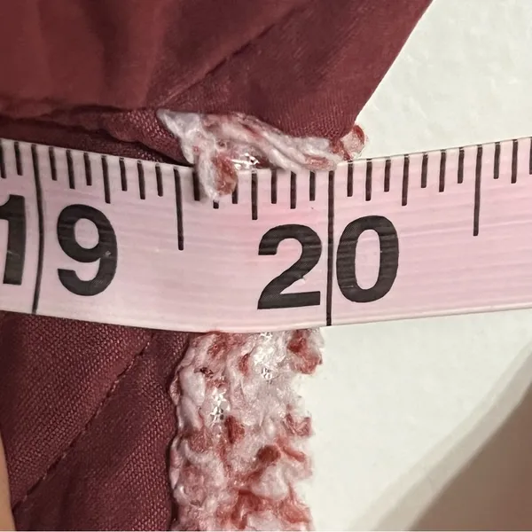Women’s Vanilla Bay Size Small‎ Burgundy Faux Sherpa Sweatshirt Front Snaps - Image 12