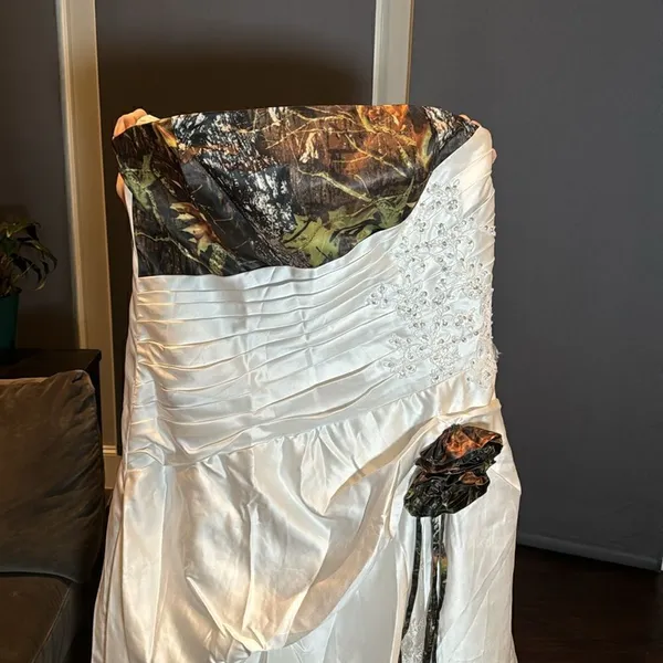 Women’s Unique Strapless Wedding Quinceañera Dress Corset Back Size 24W NWOT - Image 2