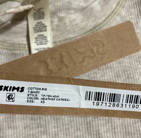 SKIMS Cotton Rib T-Shirt XS - Image 6