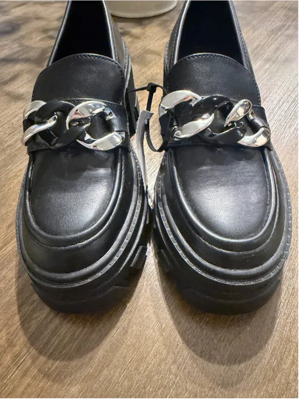 J.F. J.Ferrar Black Loafers with Silver Chain Detail, Size 6 - Image 4