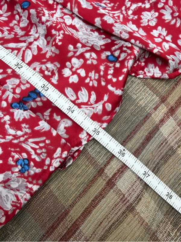 Zara Red Floral Maxi Skirt with White and Blue Accents - Image 3