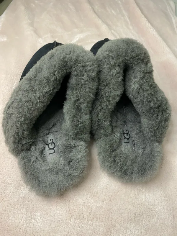 UGG Scuffette II Suede Slippers in Black/Grey women size 7 - Image 5