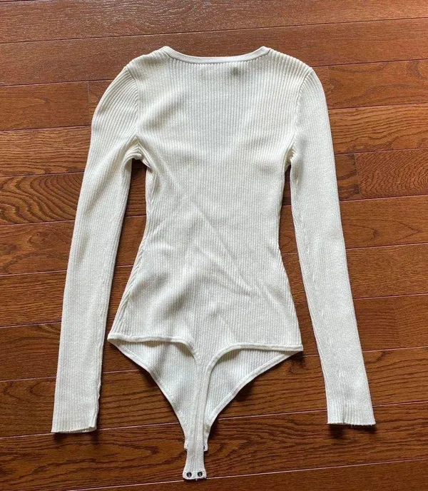 Abercrombie Ribbed Sweater V-Neck Long Sleeve Bodysuit Cream XS - Image 2