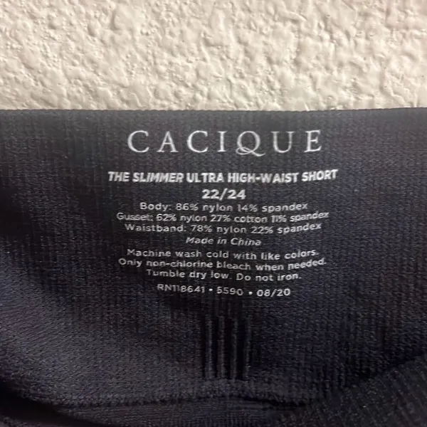 ✨Cacique Level 2 Shaping Ultra High-Waist Black Shorts✨ - Image 5