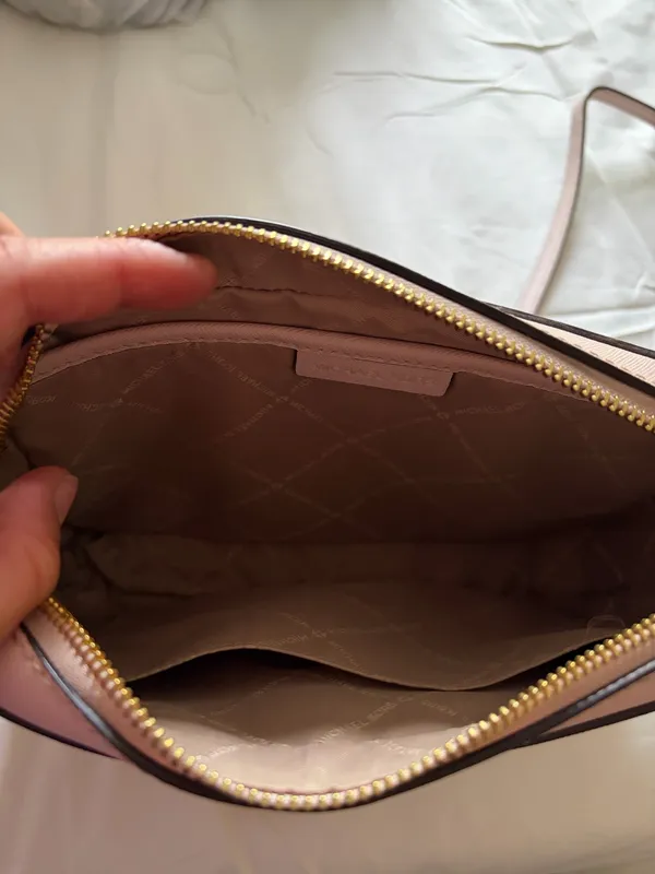 Michael Kors Crossbody Purse Pink - Image 4
